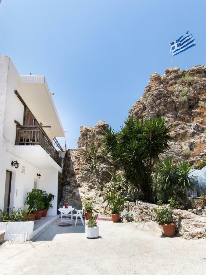 Optasia Apartment Karpathos Bagian luar foto