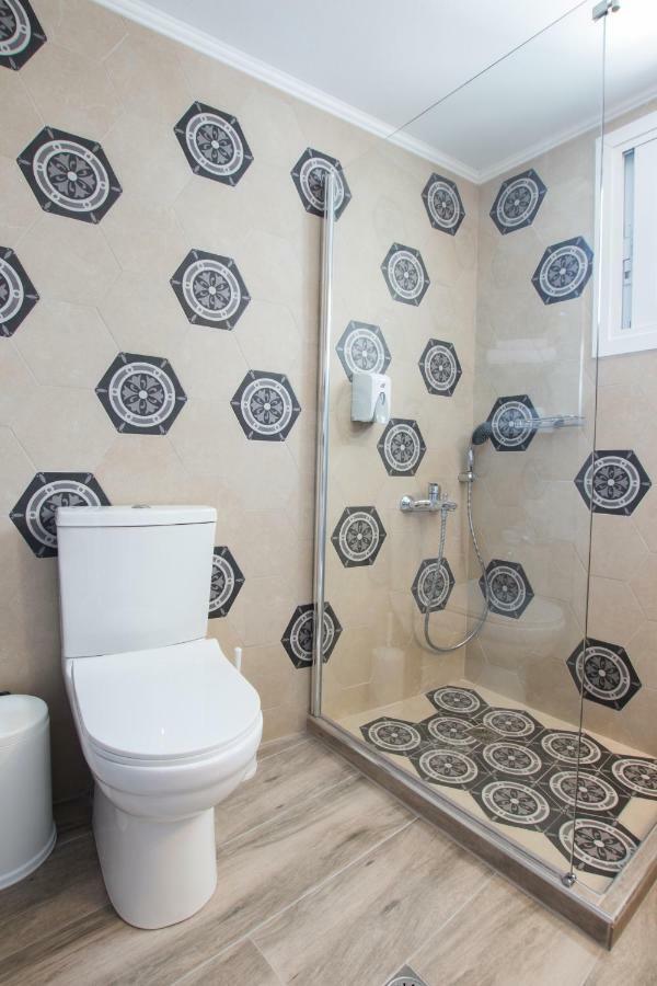 Optasia Apartment Karpathos Bagian luar foto